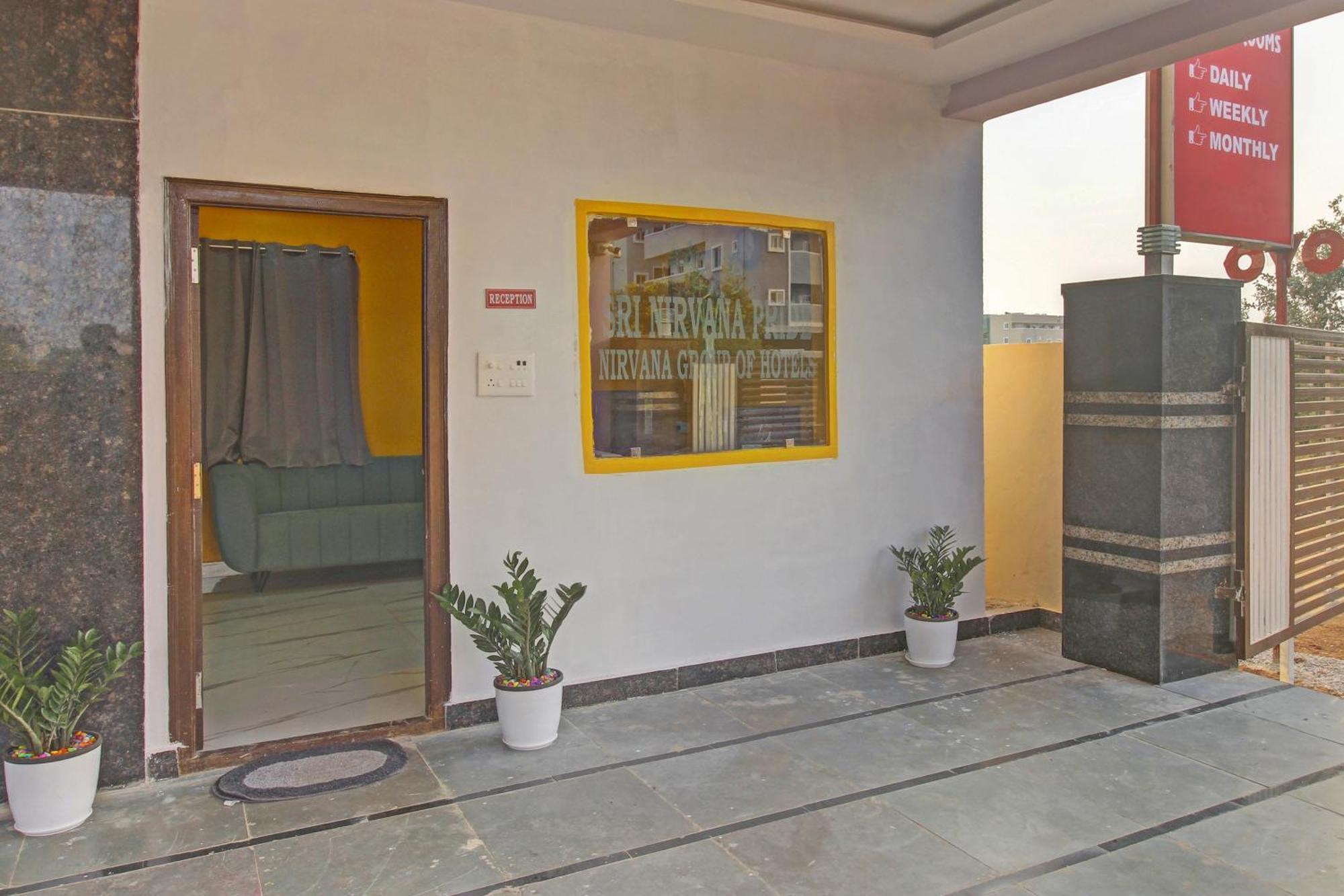 Hotel O Sri Nirvana Pride Ibrahimpatan Exterior foto